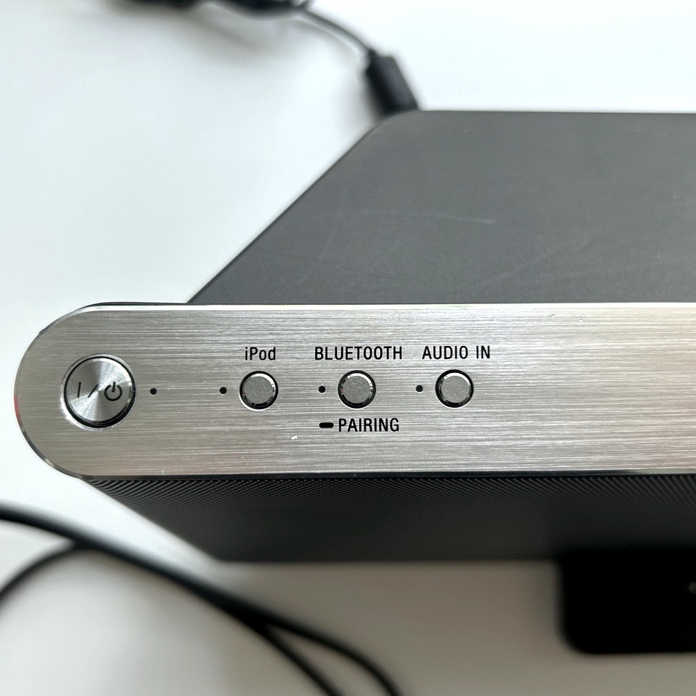 Sony RDP-X200iP Speaker, Bluetooth Compatible - Picture 4 of 8